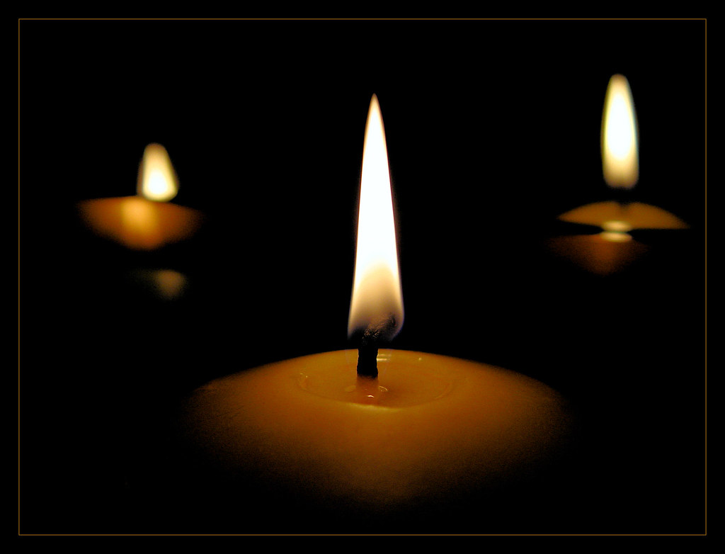 Warm-glow-captivates,-as-consciousness-arrives.